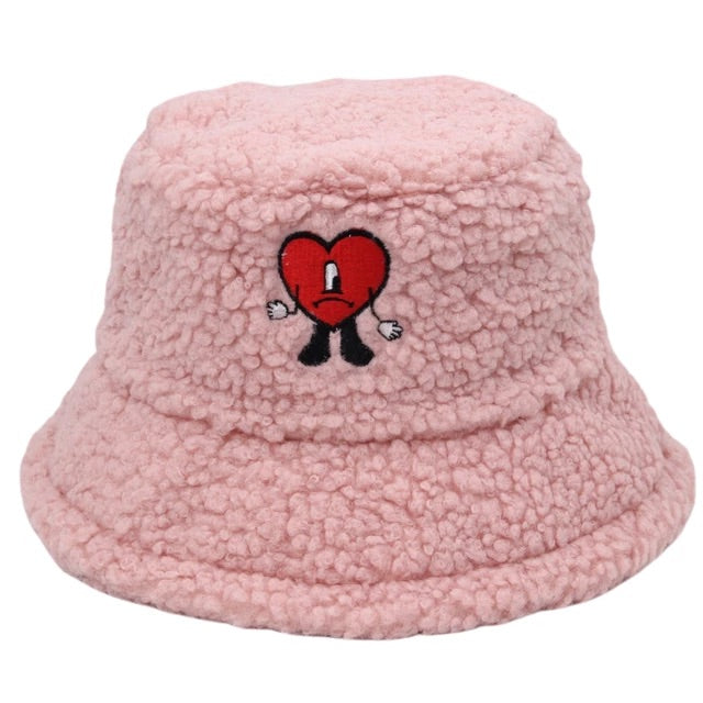 OMGBENITO FLUFFY BUCKET HAT