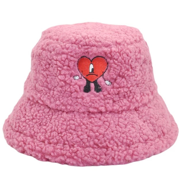 OMGBENITO FLUFFY BUCKET HAT